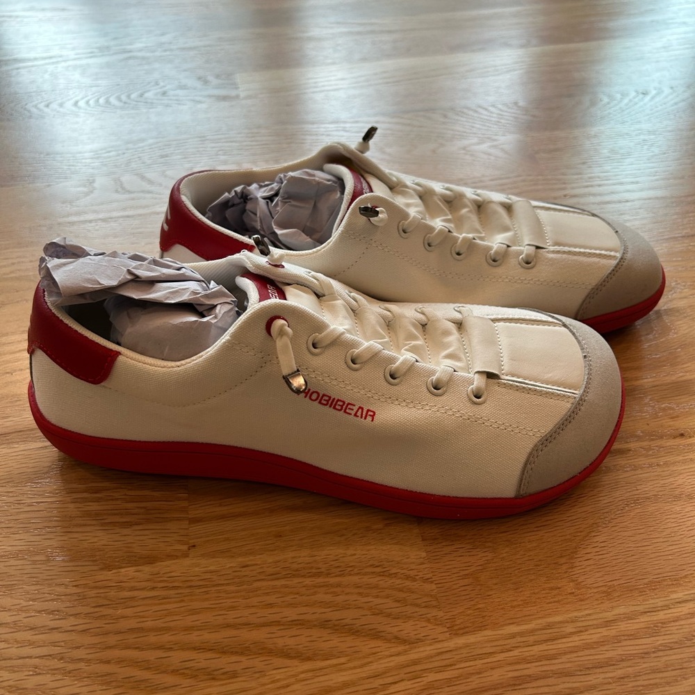 Nwt Hobibear Barefoot Men's White and Red Casual Sneakers‎ shoes sz 44